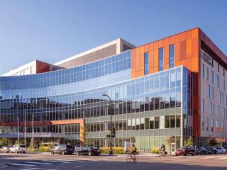 External view of the Hennepin Clinic & Specialty Center and pharmacy