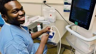 Transitional Year Resident testing ultrasound machine, transitional year residency, critical care training, transitional year residency program, largest transitional year program in U.S.