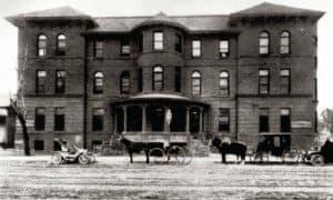 St. Barabas Hospital, hcmc historic buildings, hennepin county medical center historic buildings, hcmc sites, one year open for clinic and specialty center, csc opening celebration after one year, specialty center celebrates hcmc building history