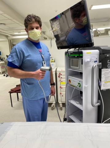 Dr. Tom Masters demonstrates Stryker's SPY technology.