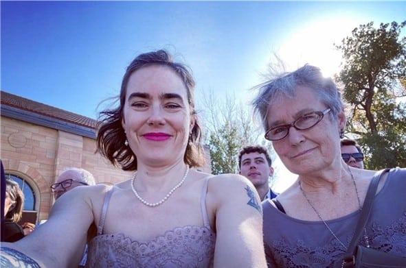 catherine justice with her mom linda johnson, linda johnson, accident from falling, level i trauma center, bleed on the brain, broken wrist