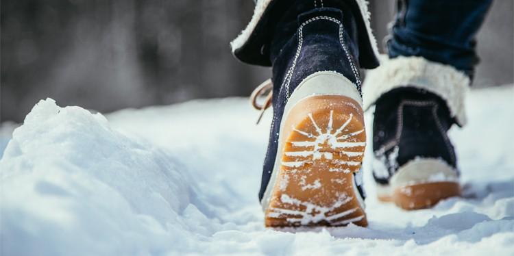 man walking in snow, hospice patient, lung disease patient, end of life care, comfort care, palliative care patient
